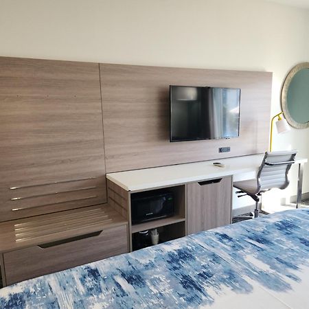 Americas Best Value Inn & Suites-Foley Bagian luar foto