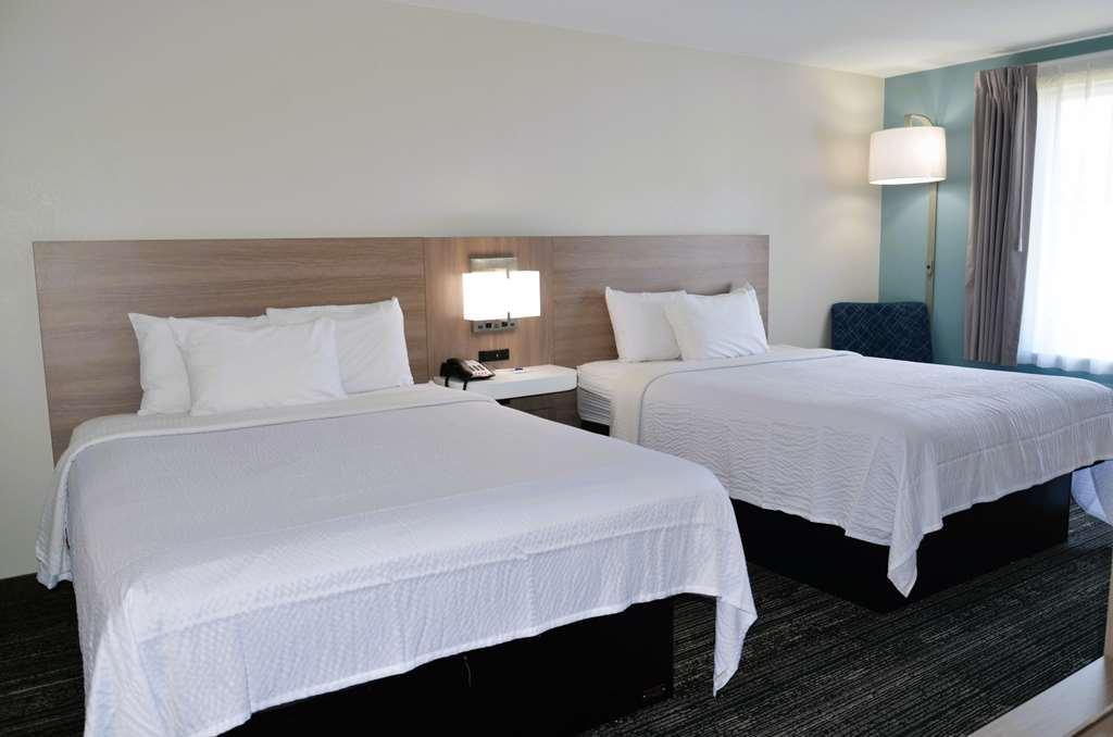 Americas Best Value Inn & Suites-Foley Ruang foto