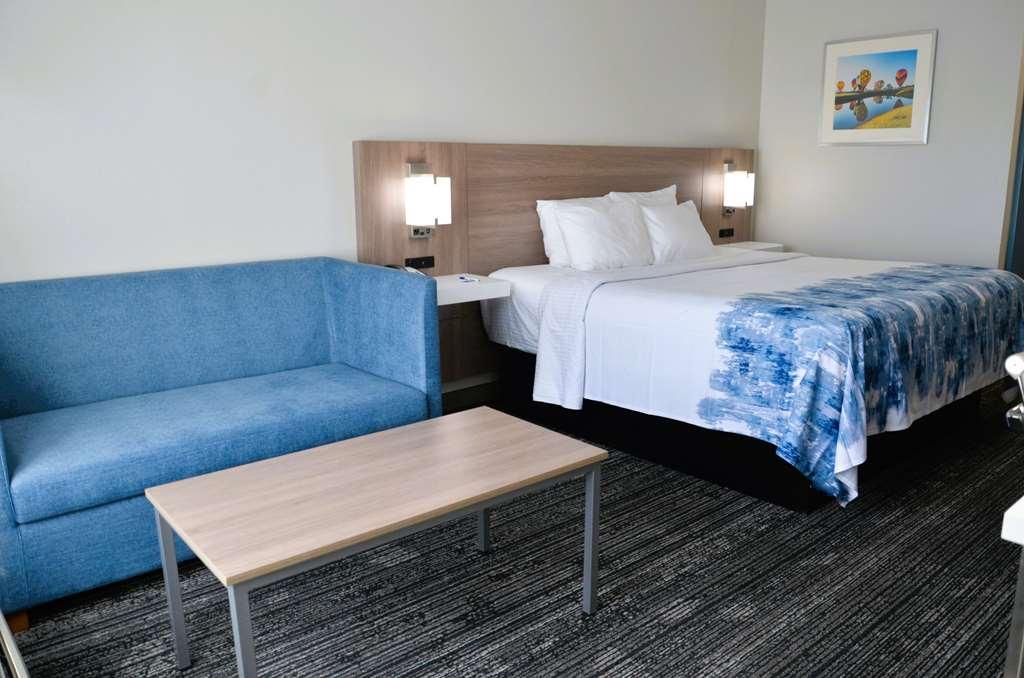 Americas Best Value Inn & Suites-Foley Ruang foto